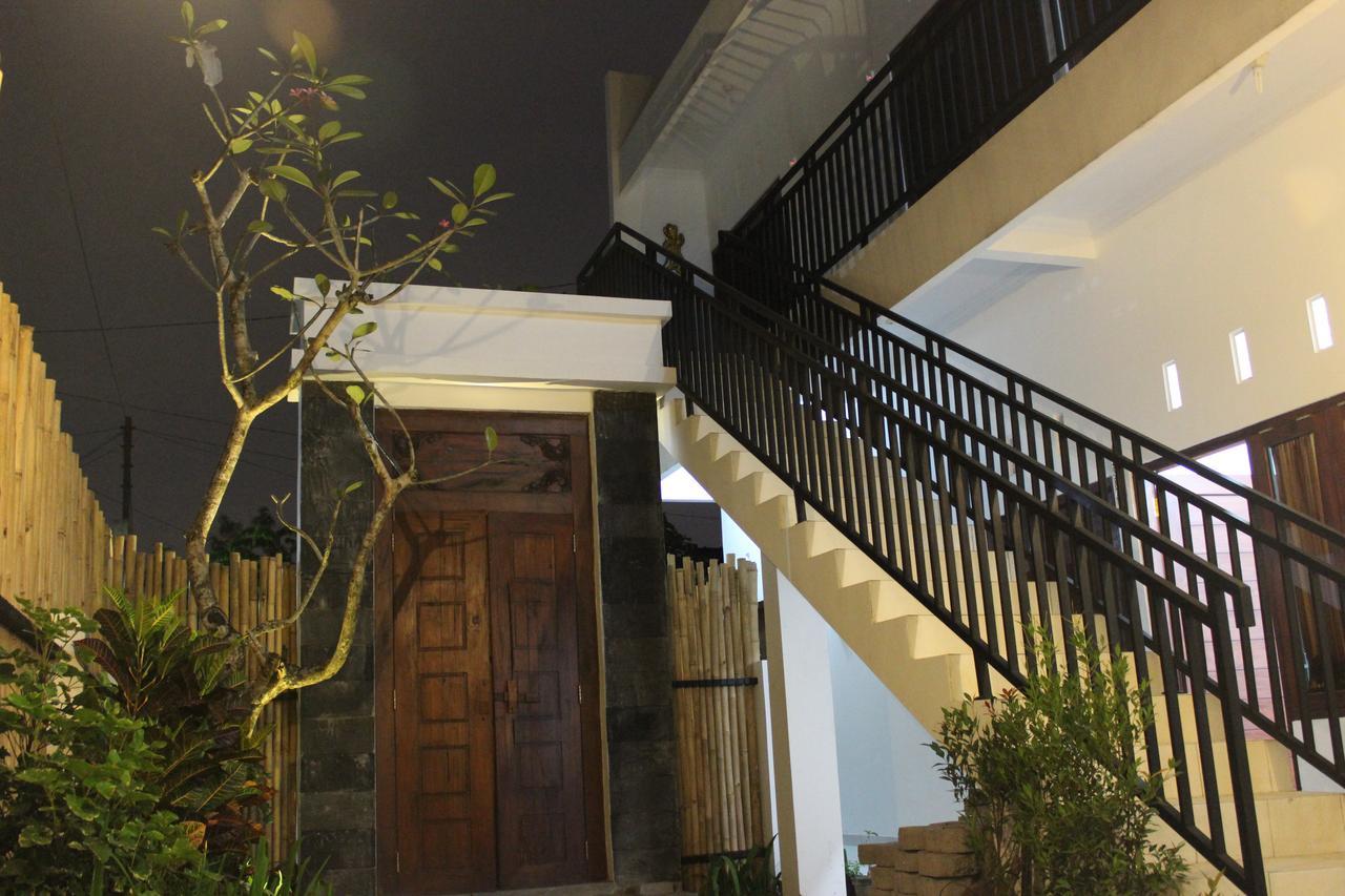 The Wayang Homestay Джок'якарта Екстер'єр фото